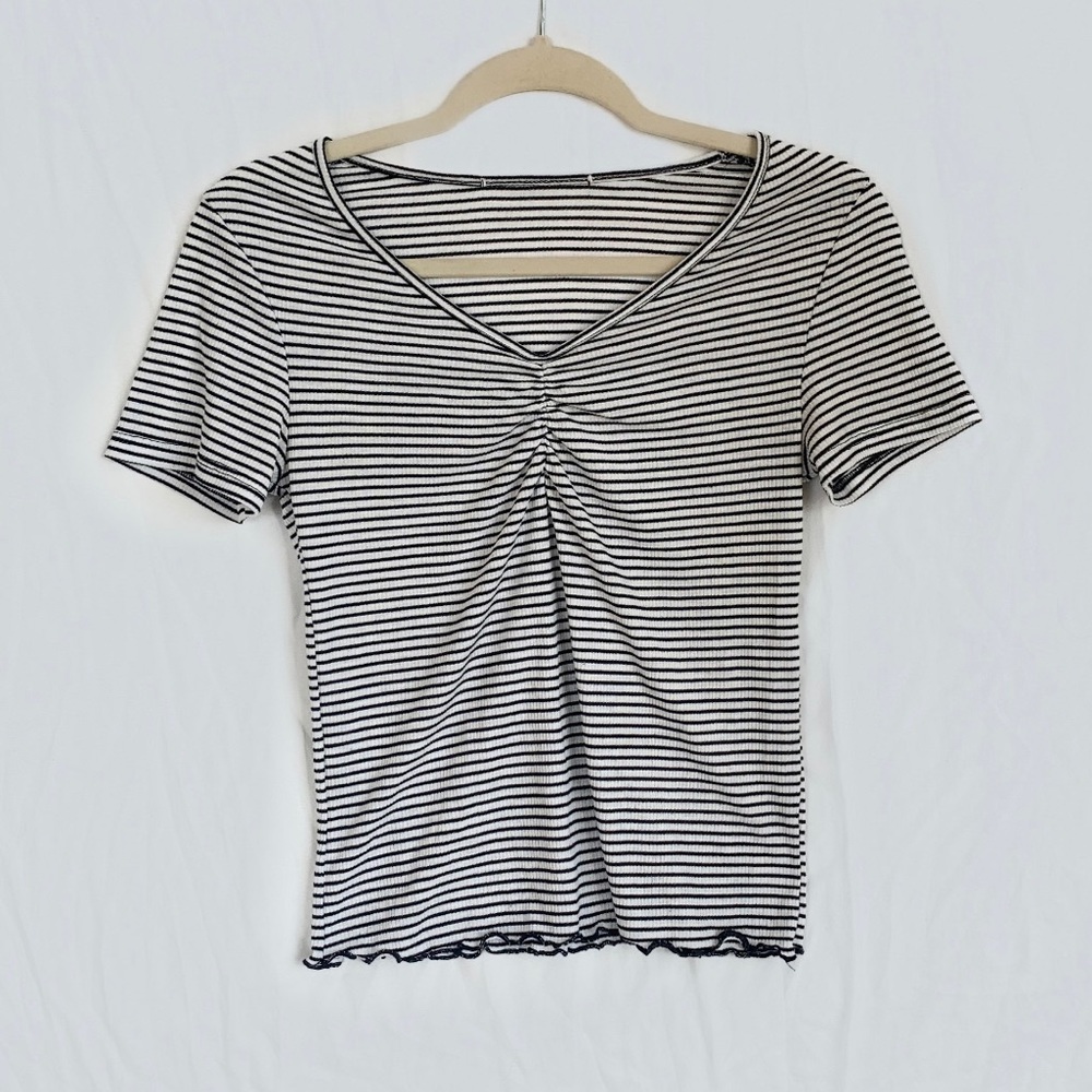 Striped Low-Cut Top